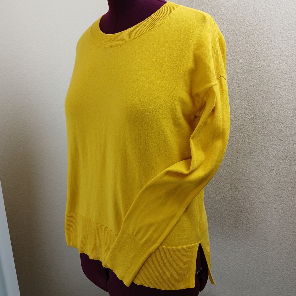 Gap Slick Yellow Crazy Crew Pullover Sweater M lightweight long sleeve cotton